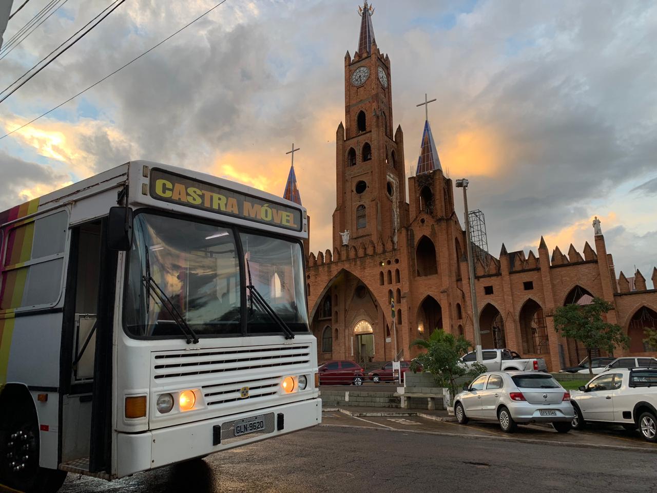 Castramóvel ao pôr do sol